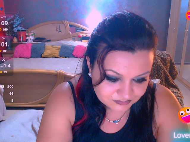 Ariellefoxy, en vivo ahora en BongaCams