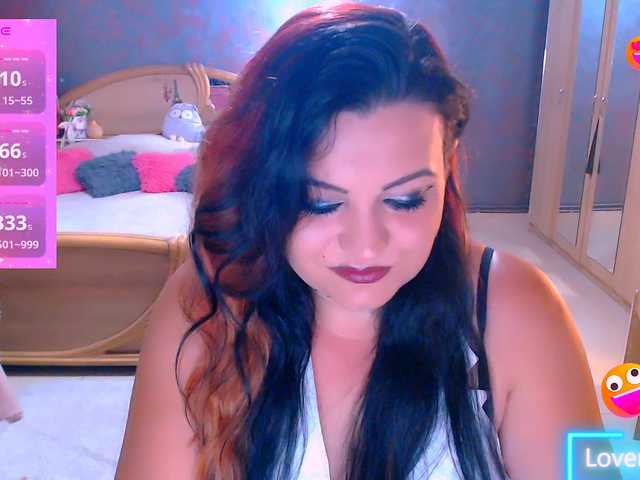 Ariellefoxy live cam on BongaCams