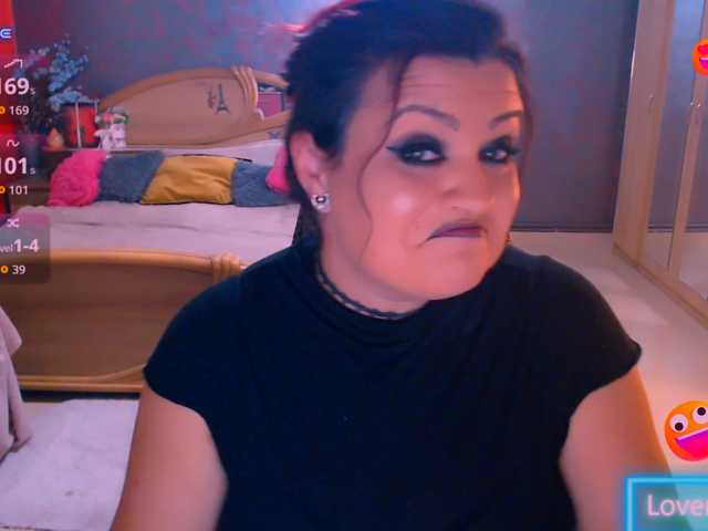 Ariellefoxy