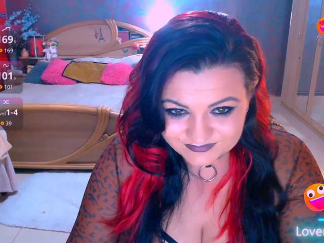 Ariellefoxy live cam preview