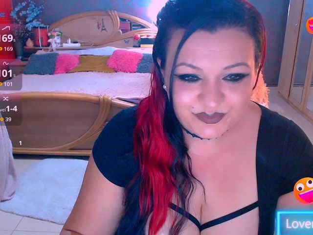 Ariellefoxy