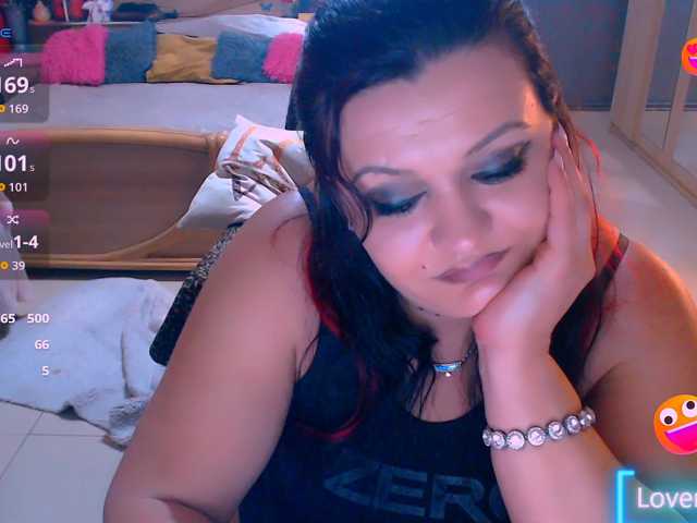 Ariellefoxy, en vivo ahora en BongaCams