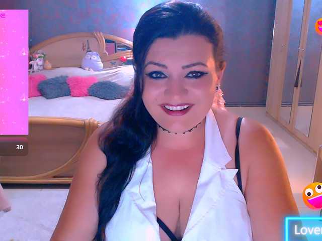 Ariellefoxy live cam on BongaCams