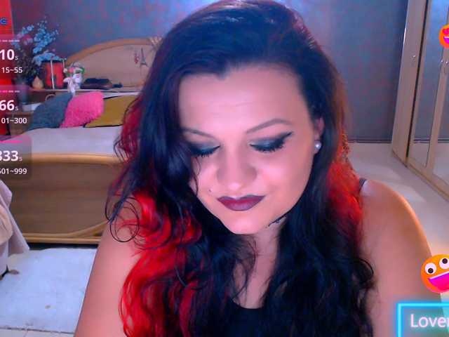 Ariellefoxy, en directo ahora en BongaCams