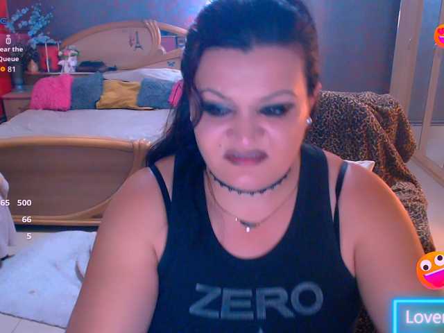 Ariellefoxy, en vivo ahora en BongaCams