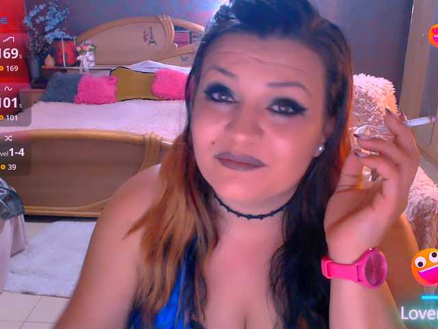 Ariellefoxy