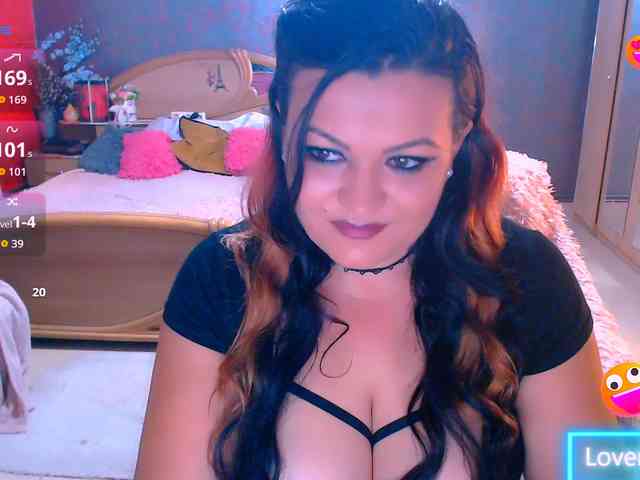 Ariellefoxy webcam