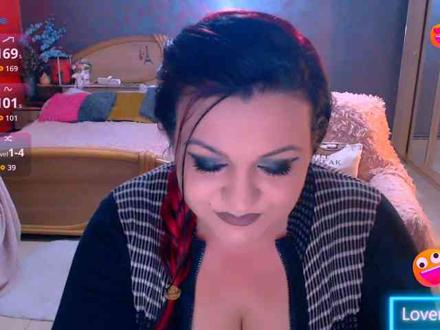 Ariellefoxy
