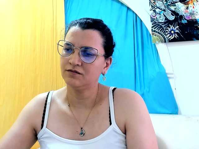 MARILYNG live cam on BongaCams
