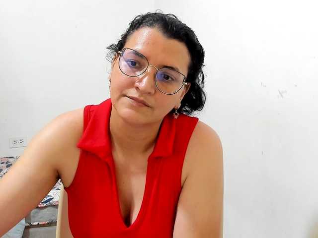 MARILYNG live cam on BongaCams