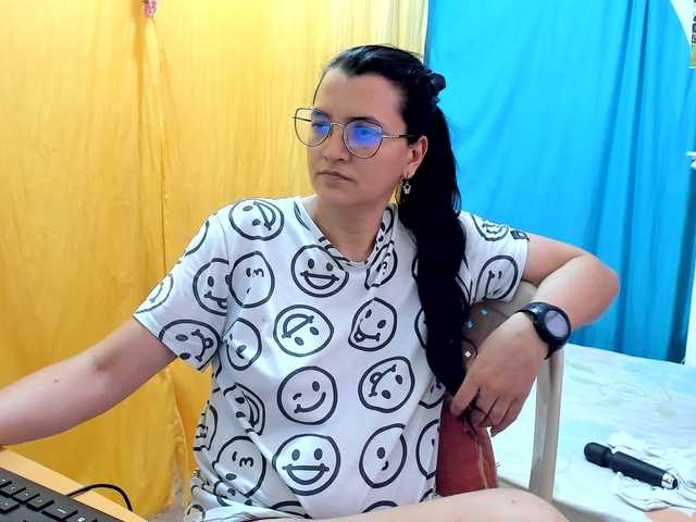 MARILYNG live cam on BongaCams