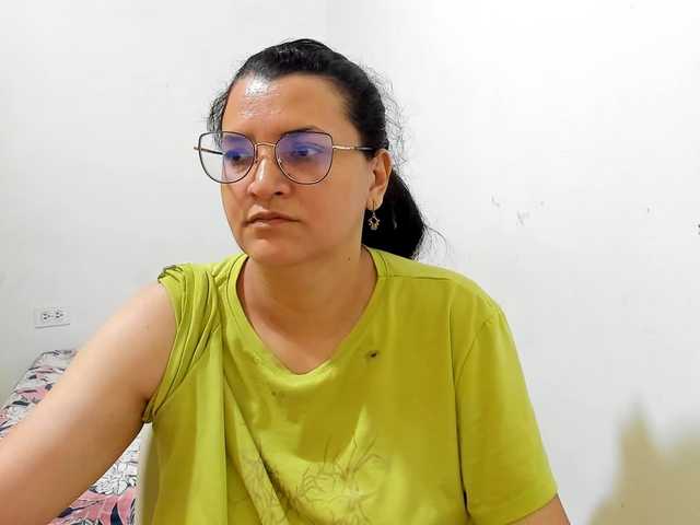 MARILYNG live cam on BongaCams