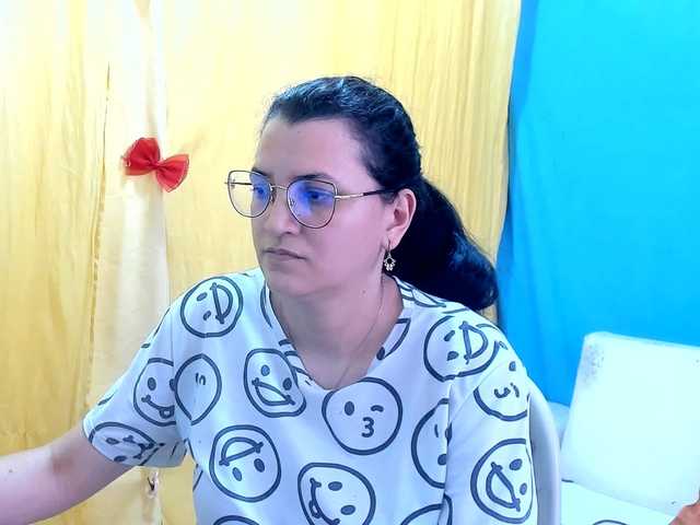 MARILYNG live cam on BongaCams