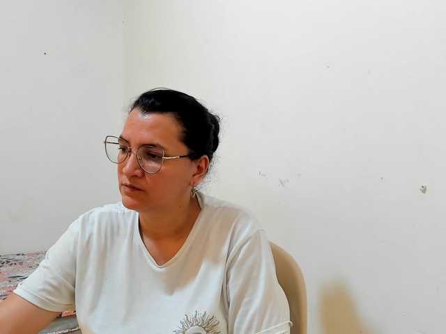 MARILYNG live cam on BongaCams