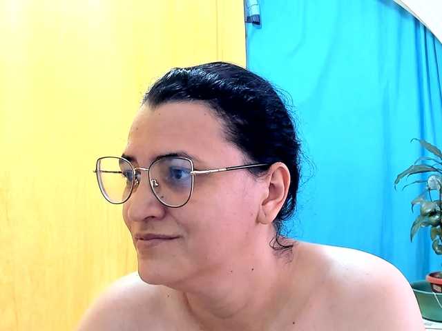 MARILYNG live cam on BongaCams
