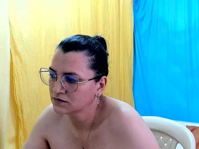 MARILYNG live cam on BongaCams