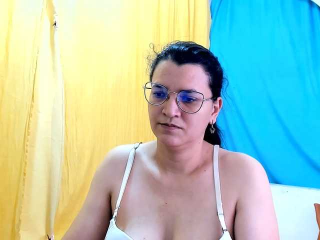 MARILYNG live cam on BongaCams