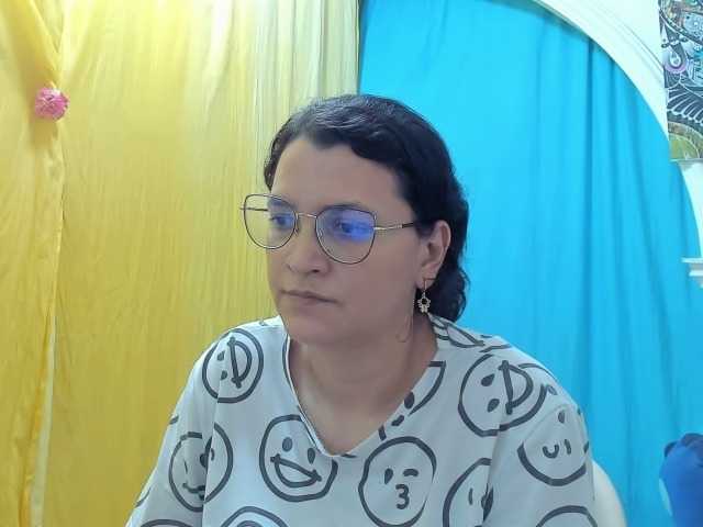 MARILYNG live cam on BongaCams