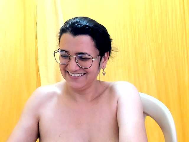 MARILYNG live cam on BongaCams