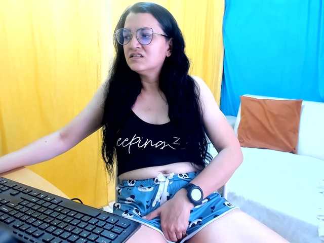 MARILYNG live cam on BongaCams