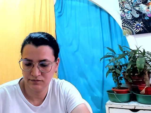 MARILYNG live cam on BongaCams