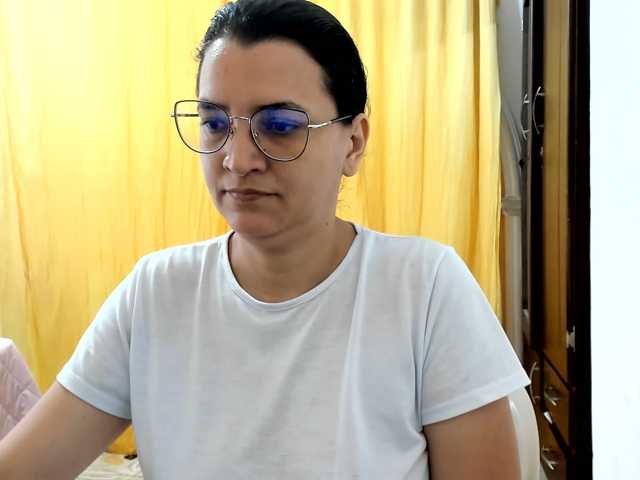 MARILYNG live cam on BongaCams