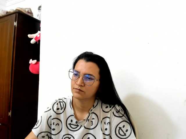 MARILYNG live cam on BongaCams