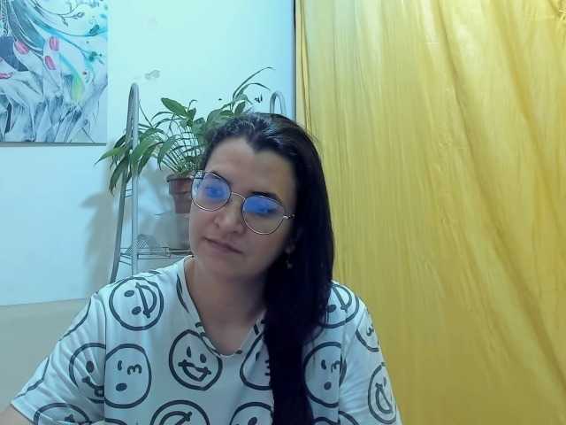MARILYNG live cam on BongaCams