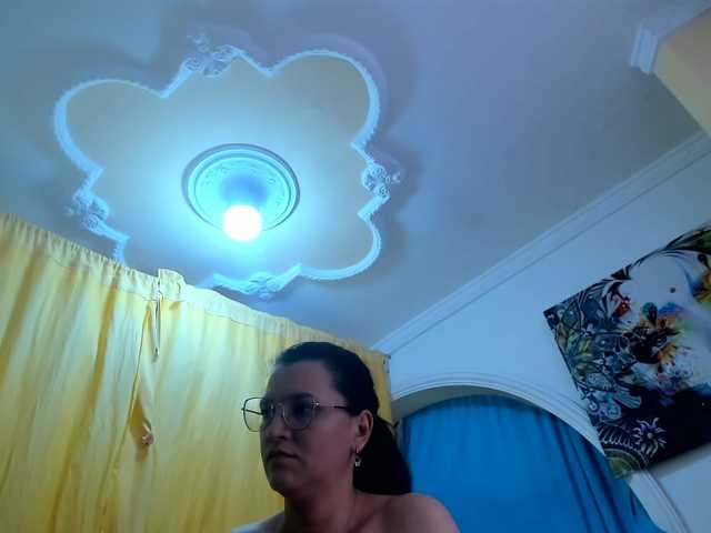 MARILYNG live cam on BongaCams