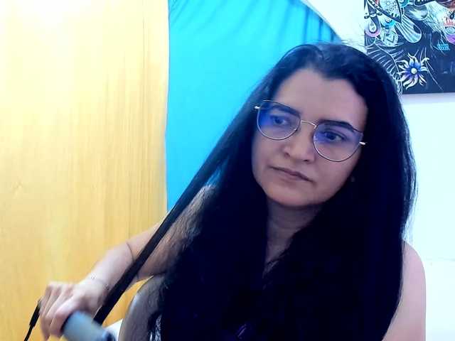 MARILYNG live cam on BongaCams