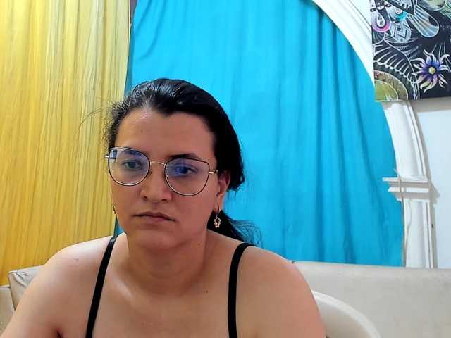 MARILYNG live cam on BongaCams