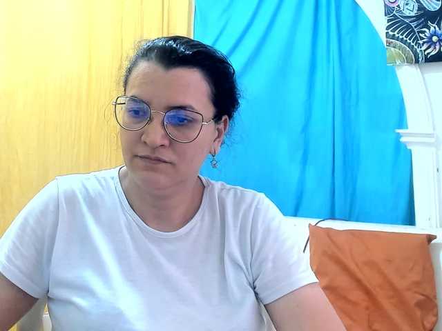MARILYNG live cam on BongaCams