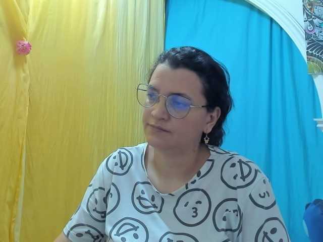 MARILYNG live cam on BongaCams