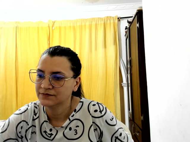 MARILYNG live cam on BongaCams
