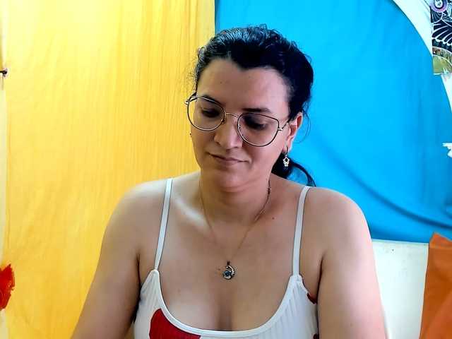 MARILYNG live cam on BongaCams