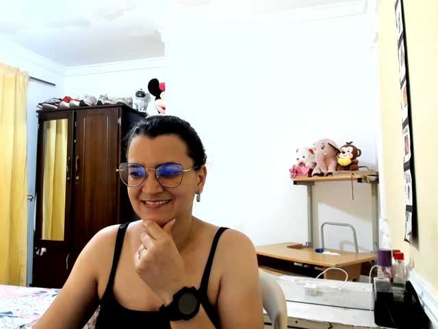 MARILYNG live cam on BongaCams