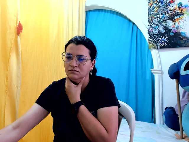 MARILYNG live cam on BongaCams