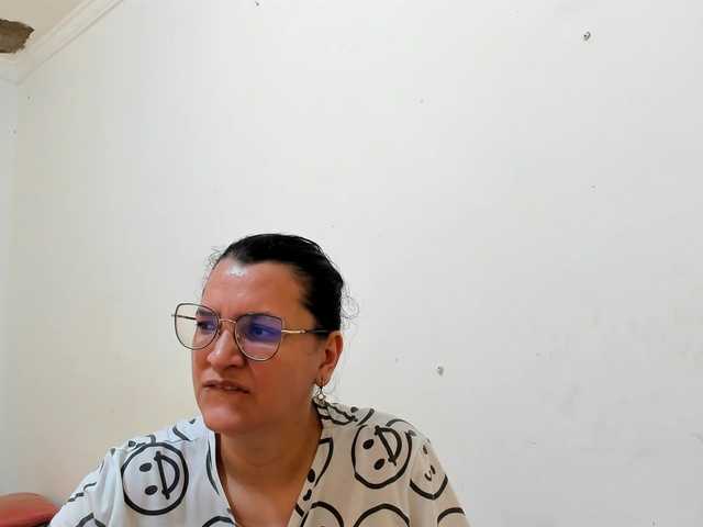 MARILYNG live cam on BongaCams