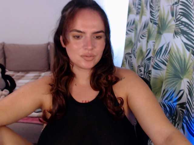 RianaCrystal live cam preview