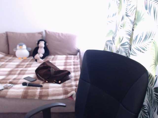 RianaCrystal live cam on BongaCams
