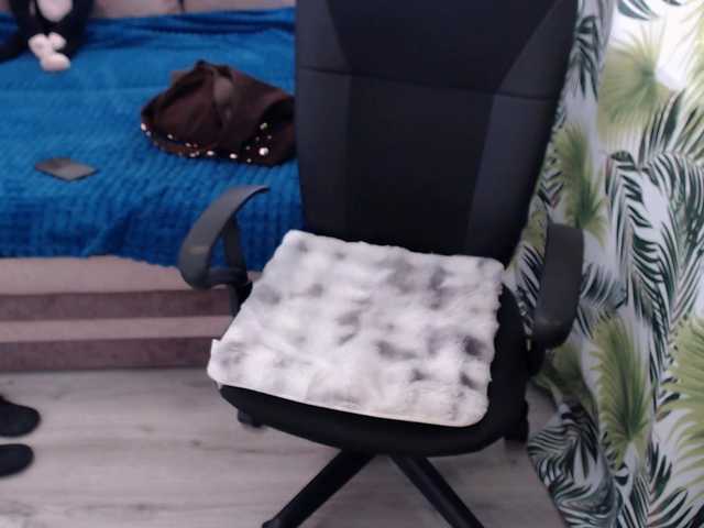 RianaCrystal live cam on BongaCams