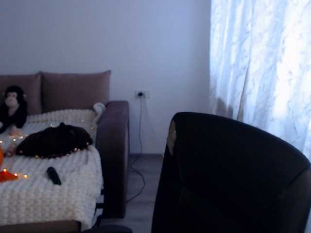 RianaCrystal live cam on BongaCams
