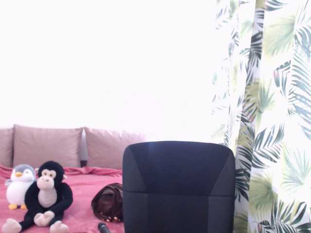 RianaCrystal live stream preview