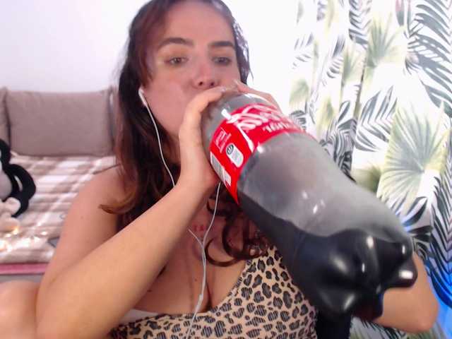 RianaCrystal live cam on BongaCams