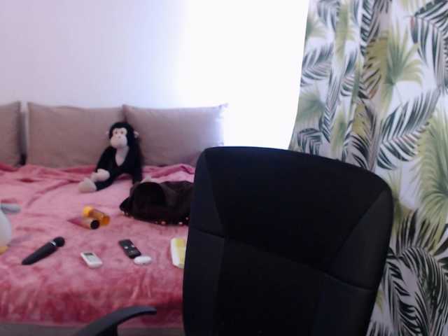 RianaCrystal live webcam show