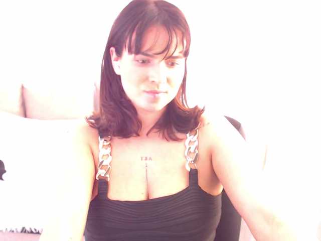 RianaCrystal's BongaCams show and profile