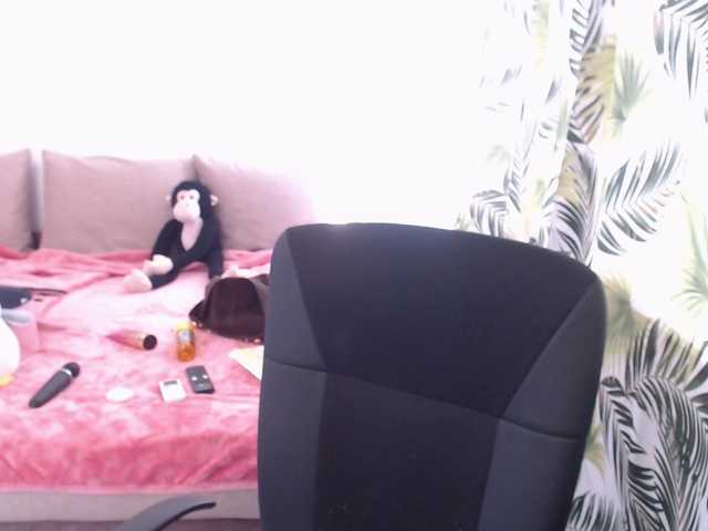RianaCrystal live webcam show