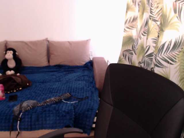 RianaCrystal live cam on BongaCams