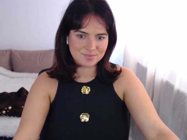 RianaCrystal's BongaCams show and profile