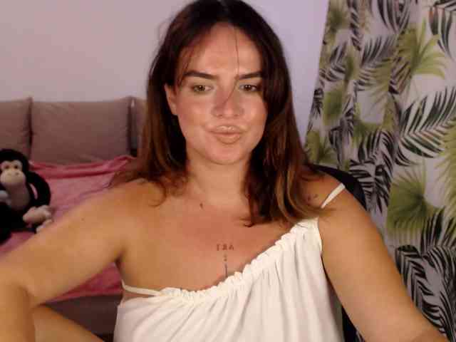 RianaCrystal webcam